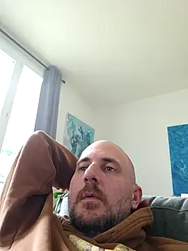 dufatcock online show from 11, 5, 2026