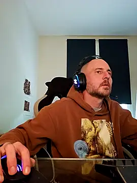 dufatcock online show from 11, 5, 2026