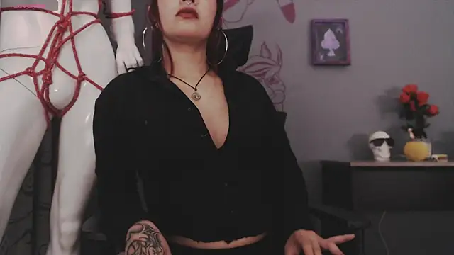 Regina Iris online show from 8, 4, 2026