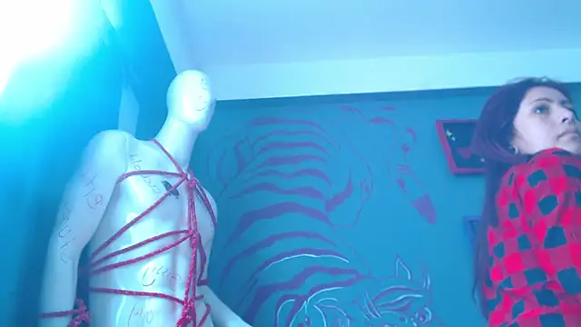 Regina Iris online show from 17, 5, 2026