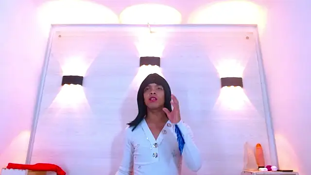 Brianna Roux online show from 16, 3, 2026