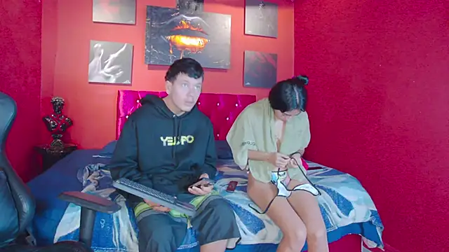 Snapshot of Chloe_MagnusKnight_ chatting on 16, 3, 2026 Chloe MagnusKnight online show from 16, 3, 2026