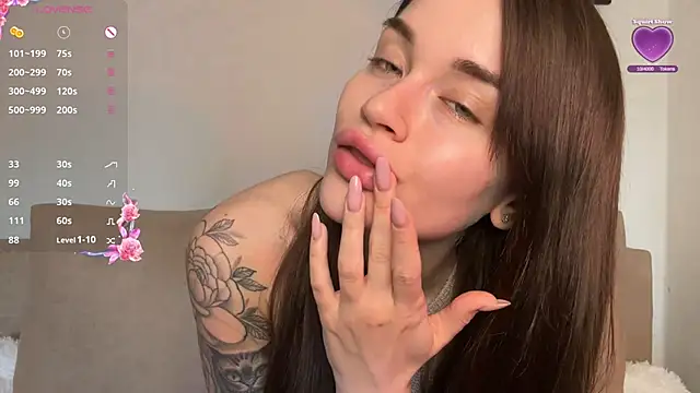 ValerieBarno online show from 27, 3, 2026