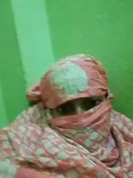 Snapshot of nidhiyadav00 chatting on 10, 4, 2026 nidhiyadav00 online show from 10, 4, 2026