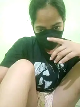 nidhiyadav00 online show from 2, 5, 2026
