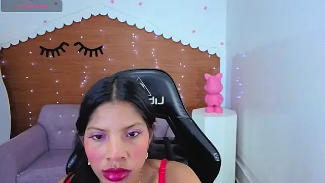 emily smith t online show from 5, 6, 2026