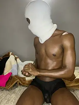 Snapshot of RoyaltyRox chatting on 17, 3, 2026 RoyaltyRox online show from 17, 3, 2026