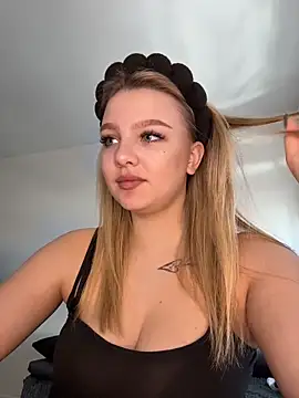 bettyloveu online show from 19, 3, 2026