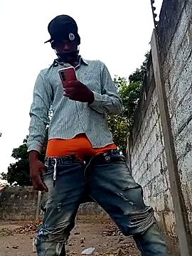 spittingpig1 online show from 24, 3, 2026