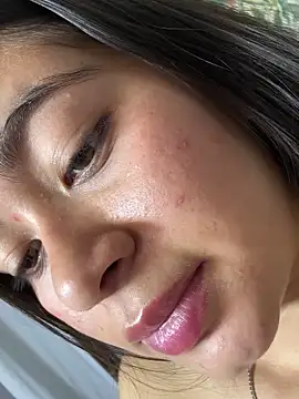 Kloe 00 online show from 16, 3, 2026