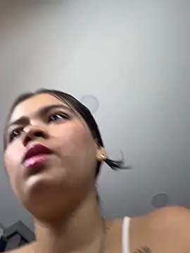 Kloe 00 online show from 24, 3, 2026