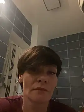 DtPORNBITCH online show from 18, 3, 2026