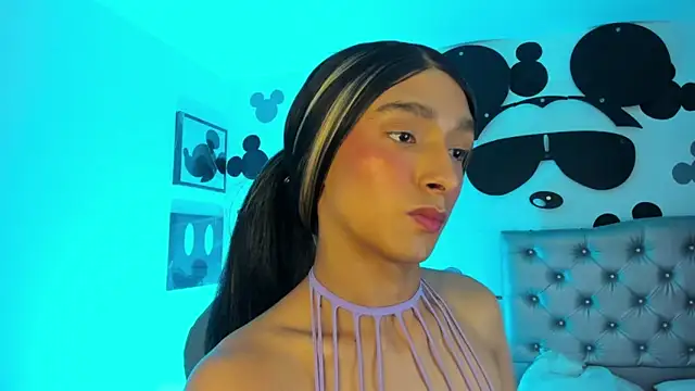 AdharaSkinny  online show from 22, 3, 2026