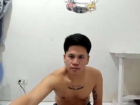 Snapshot of dion_cummer chatting on 14, 3, 2026 dion cummer online show from 14, 3, 2026