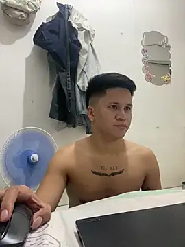 Snapshot of dion_cummer chatting on 21, 3, 2026 dion cummer online show from 21, 3, 2026