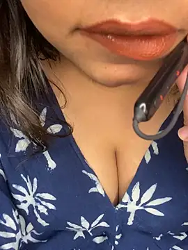 SHWETA-STRIP online show from 26, 4, 2026