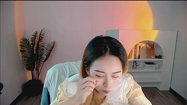 zhoulan-bb online show from 24, 3, 2026