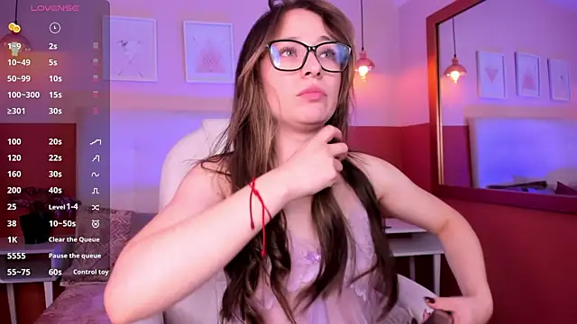 camille eyes online show from 20, 4, 2026