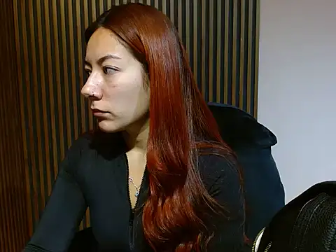 desk  desire online show from 23, 3, 2026