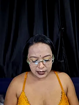 hornyrosy321 online show from 19, 6, 2026