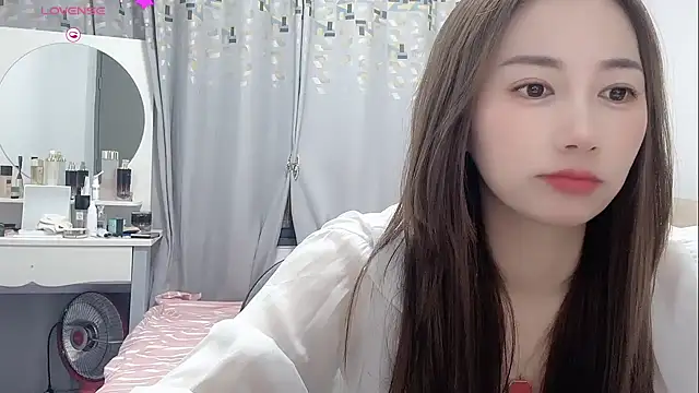 Snapshot of yao-yao-8726 chatting on 9, 7, 2026 yao-yao-8726 online show from 9, 7, 2026