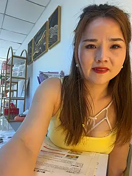 Xiaoxiao-y online show from 18, 3, 2026