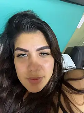 Snapshot of Hopeluna chatting on 5, 4, 2026 Hopeluna online show from 5, 4, 2026