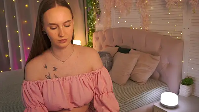 Snapshot of ViMilka chatting on 25, 3, 2026 ViMilka online show from 25, 3, 2026