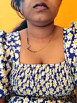 hotmiki online show from 10, 4, 2026