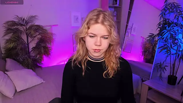 ElizabethVane online show from 16, 5, 2026