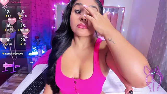 BiancaBooty online show from 17, 6, 2026