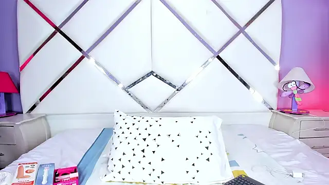 Megan Dangelo online show from 21, 3, 2026