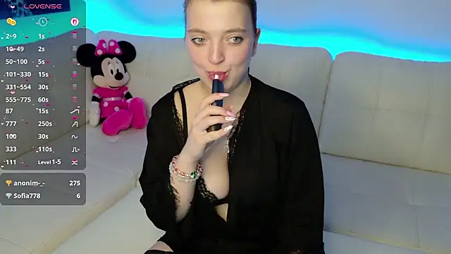 Minnie mouse 18 online show from 21, 3, 2026