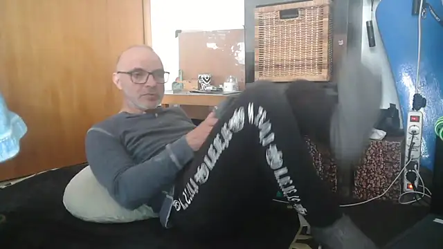 Thomate24 online show from 25, 3, 2026