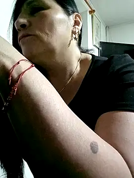 Ladygreeneyes online show from 26, 4, 2026