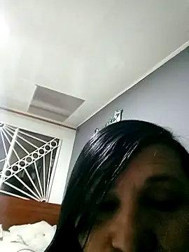 Ladygreeneyes online show from 10, 5, 2026