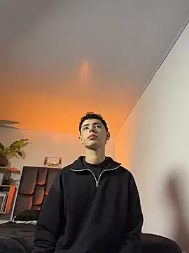 SebastianReed  online show from 19, 4, 2026