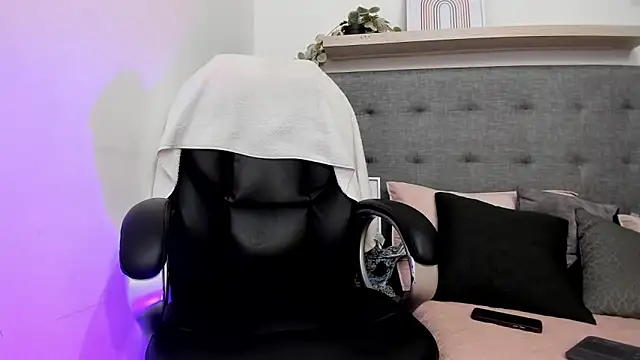 Andrew restrepoo online show from 21, 3, 2026