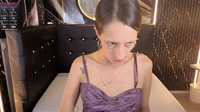 Karolynrousse  online show from 20, 3, 2026