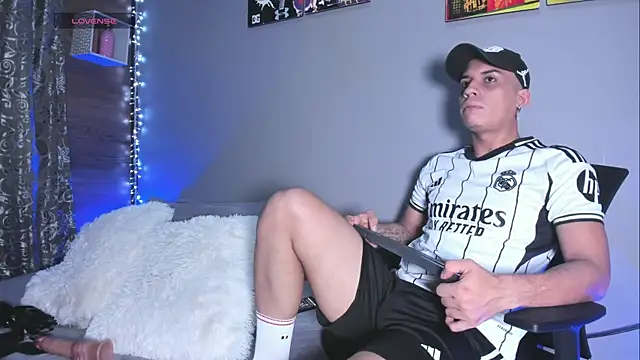 Enzoo98  online show from 20, 3, 2026