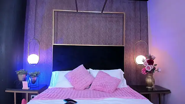 hayli monroe online show from 18, 3, 2026