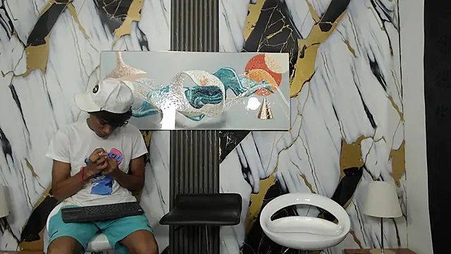 AVENGER GUYS1 online show from 25, 3, 2026