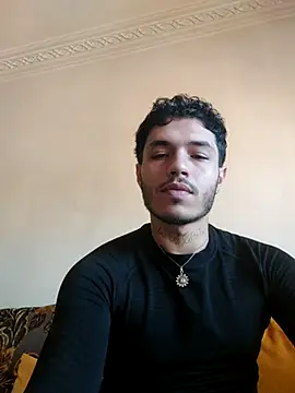 Snapshot of Thewildaliii0 chatting on 13, 4, 2026 Thewildaliii0 online show from 13, 4, 2026