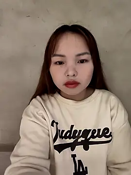 Mina xYx online show from 9, 5, 2026