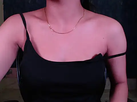 Naughty Nisha19 online show from 23, 4, 2026