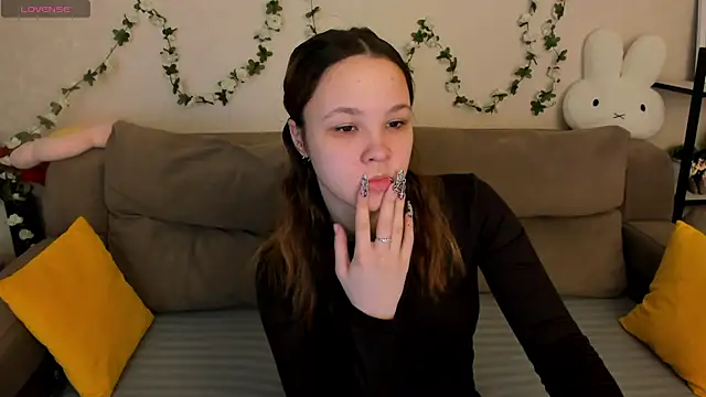 Lori Bllossom online show from 20, 3, 2026