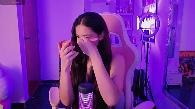 Oliviasims online show from 27, 4, 2026