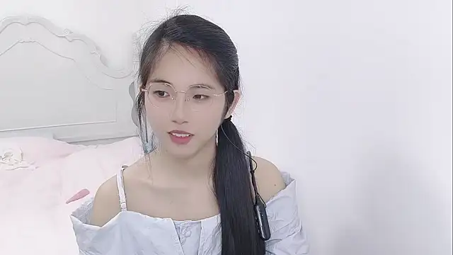 MIAOMIAO-666 online show from 17, 4, 2026