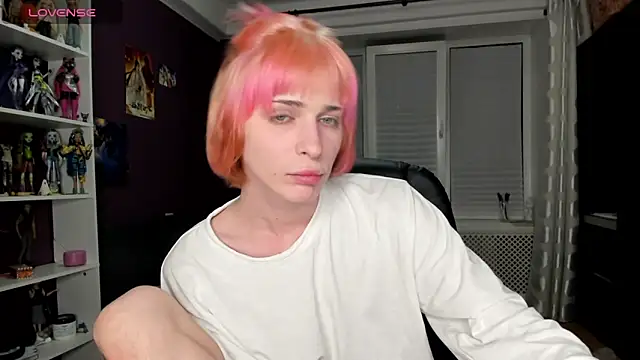 Snapshot of sweet_peach___ chatting on 5, 5, 2026 sweet peach online show from 5, 5, 2026