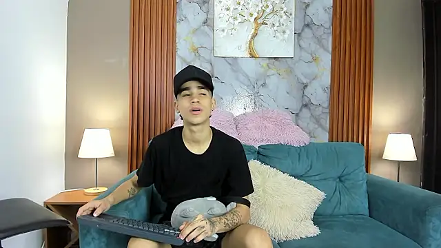 NAUGHTY BOYS1 online show from 19, 3, 2026